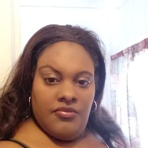 Meet your Posher, Cynthia